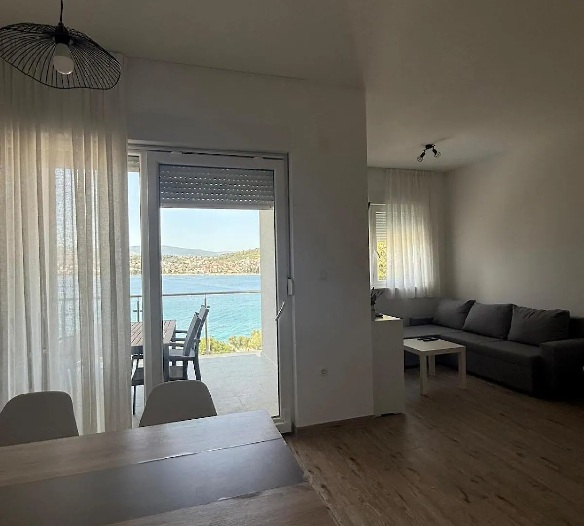 Seaesta Holidays Andrea Trogir 0*, Okrug Gornji
