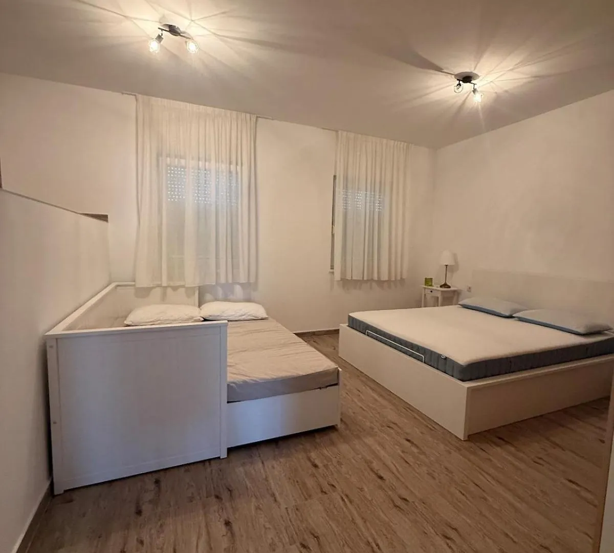 Seaesta Holidays Andrea Τρογκίρ 0*, Okrug Gornji
